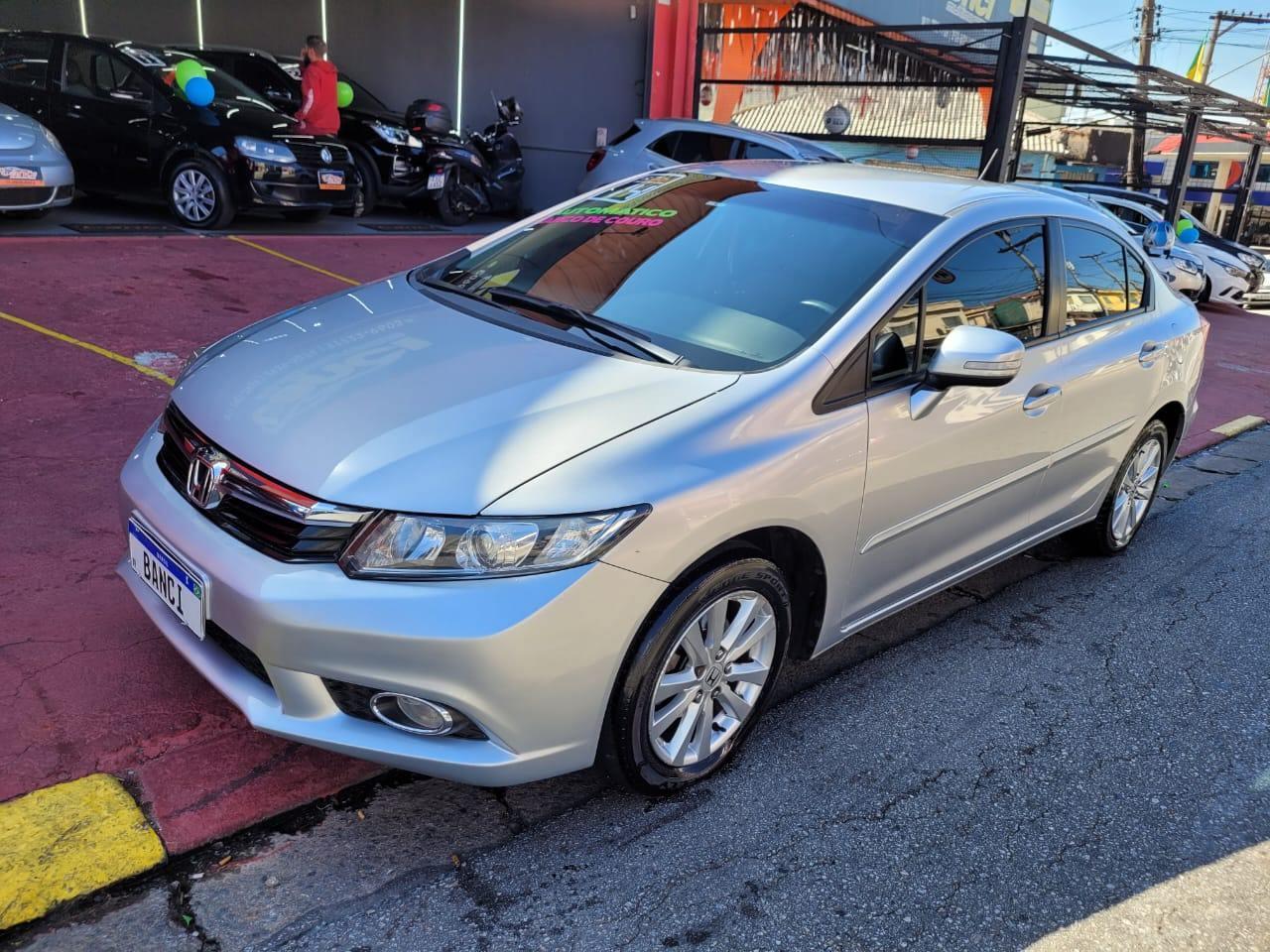 Honda Civic Sedan LXR 2.0 Flexone 16V Aut. 4p 2014