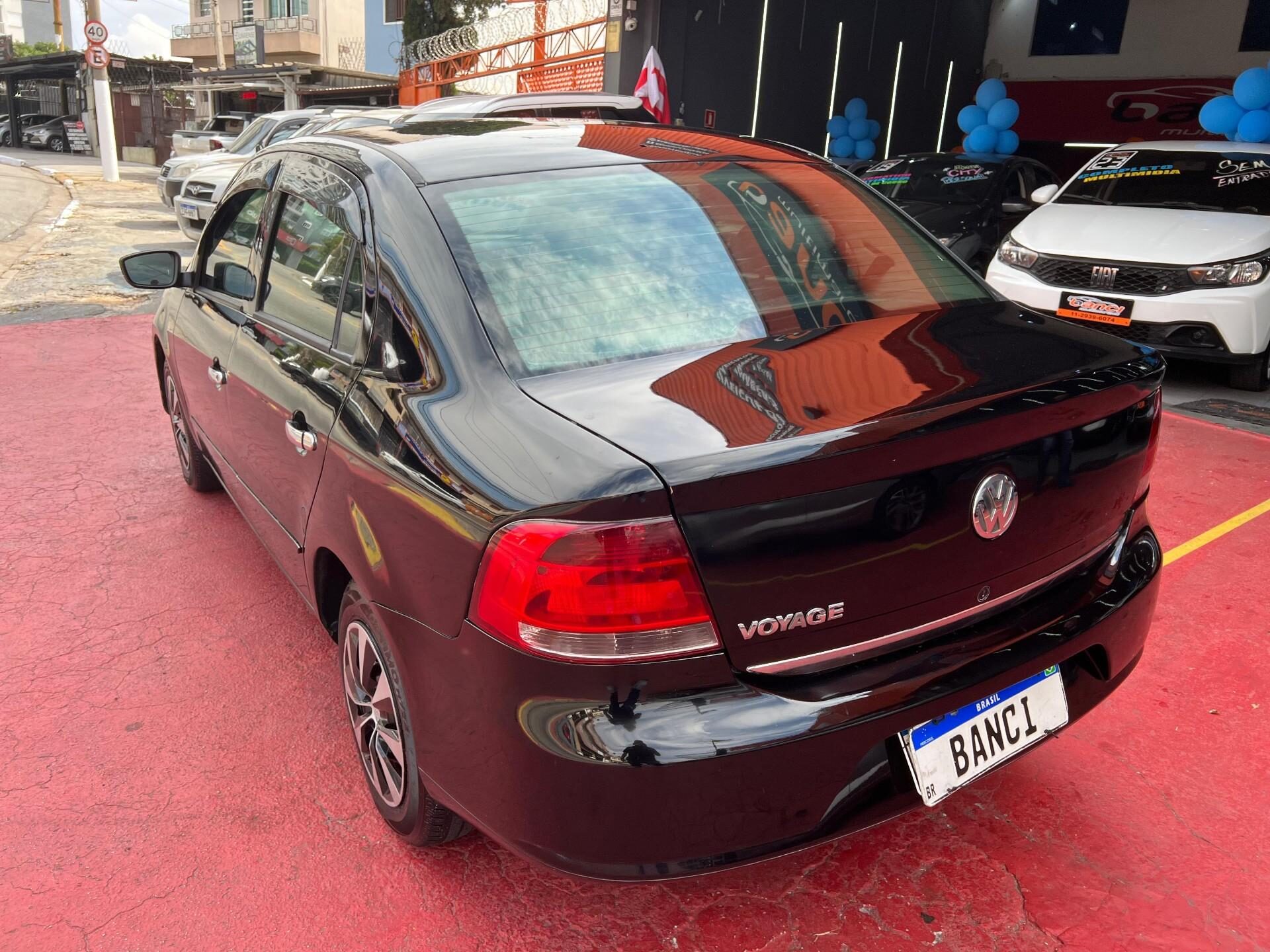 Volkswagen Voyage  1.0 2009