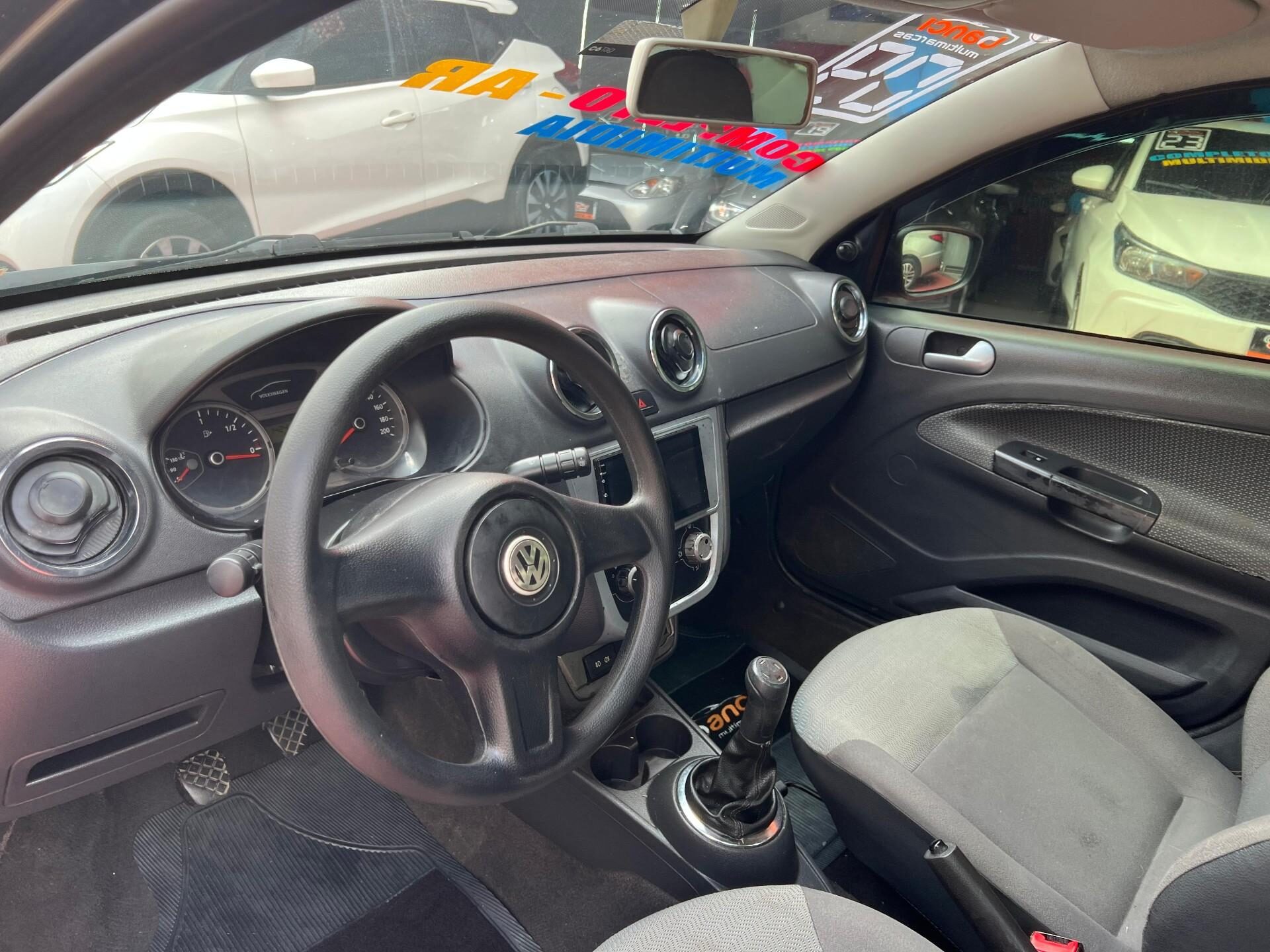 Volkswagen Voyage  1.0 2009