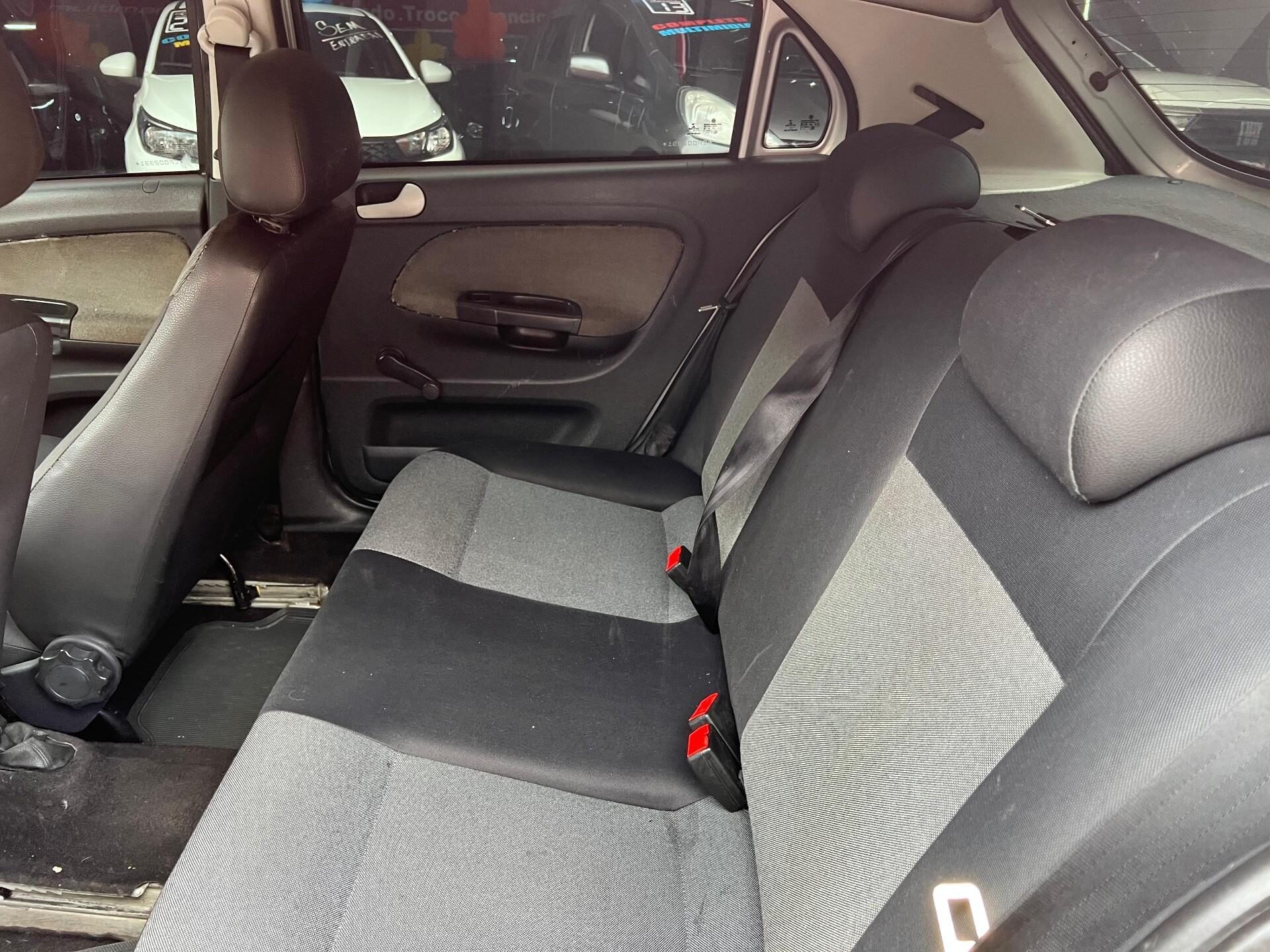 Volkswagen Gol 1.0 CITY 2014