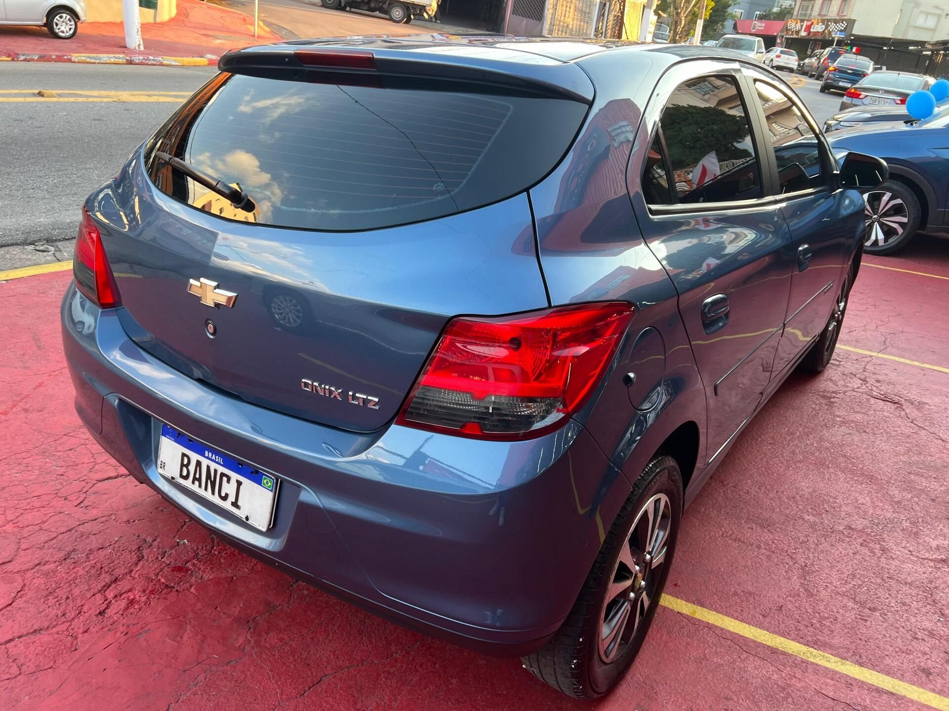 Chevrolet Onix 1.4MT LTZ 2016