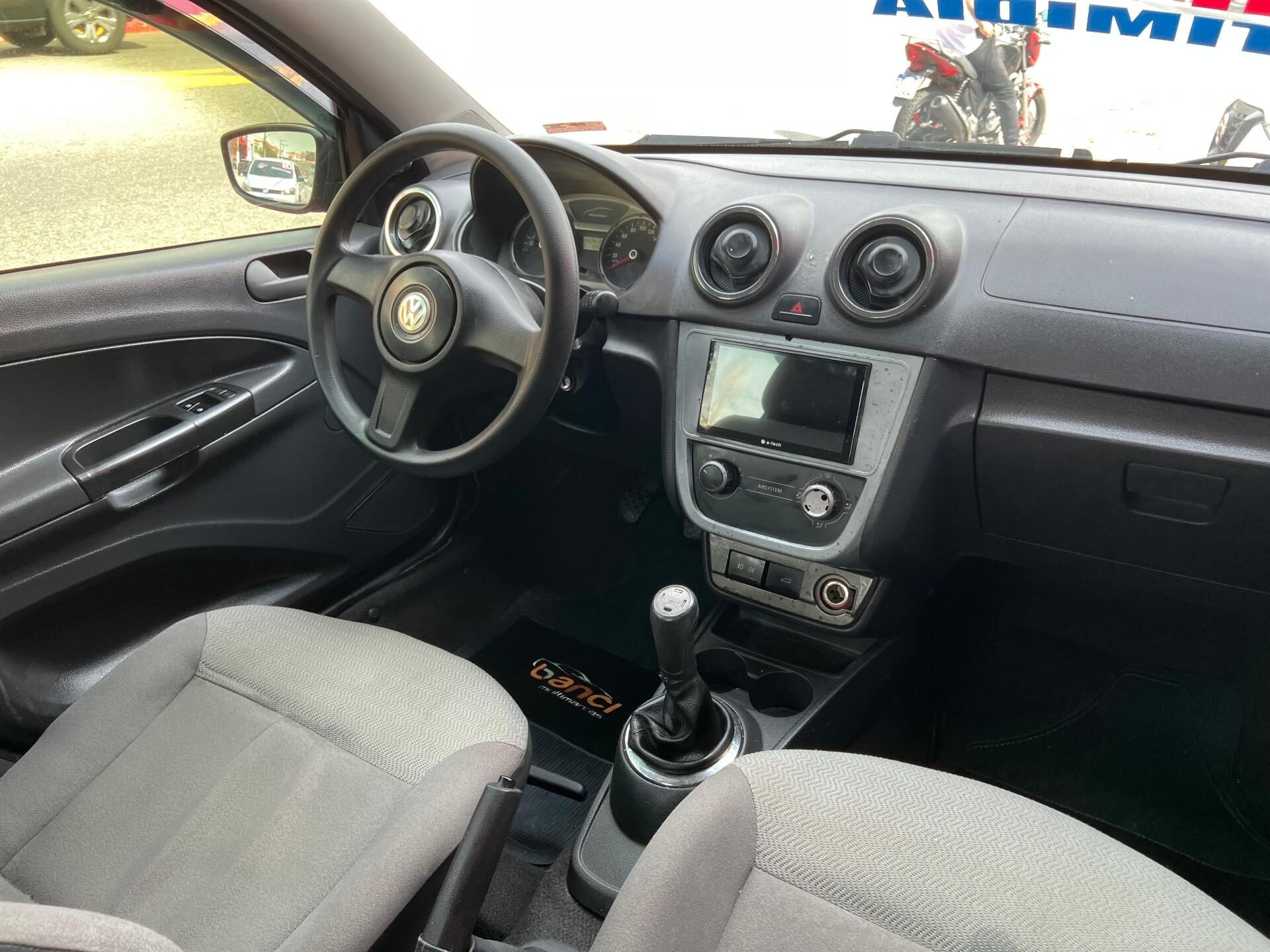 Volkswagen Voyage  1.0 2009